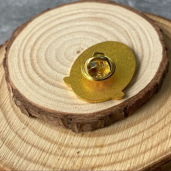 Magical Butterfly Enamel Pin/ Brooch Lapel - Picture 5 of 6